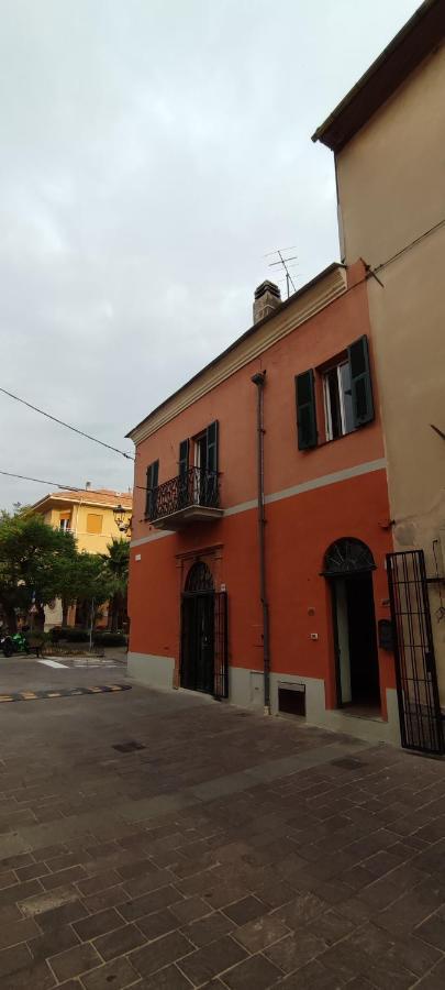 Ideale Per Escursionisti, A Pochi Minuti Dal Mare E Dalle Falesie- Casa Celeste Cisano sul Neva Buitenkant foto