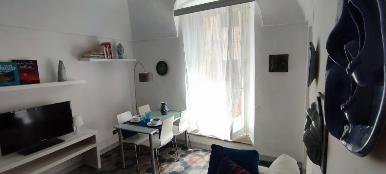 Ideale Per Escursionisti, A Pochi Minuti Dal Mare E Dalle Falesie- Casa Celeste Cisano sul Neva Buitenkant foto